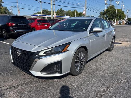 2023 Nissan Altima 2.5 SV