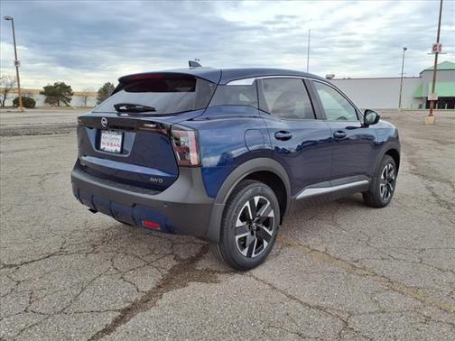 2025 Nissan Kicks SV