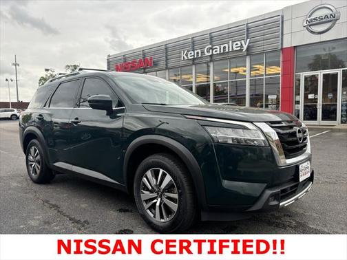 2023 Nissan Pathfinder SL FWD