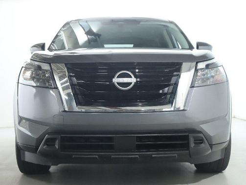 Gun Metallic 2025 Nissan Pathfinder SV FWD