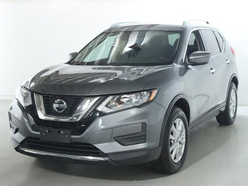 Gun Metallic 2019 Nissan Rogue SV