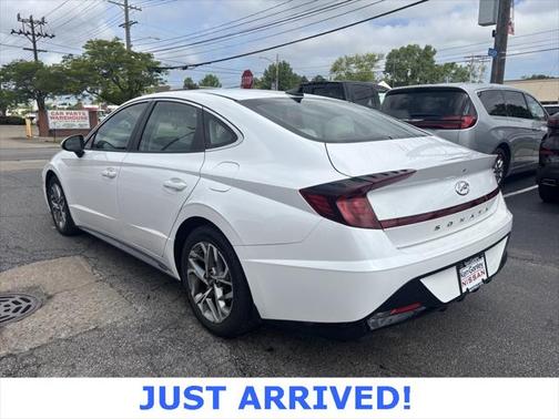 2022 Hyundai SONATA SEL