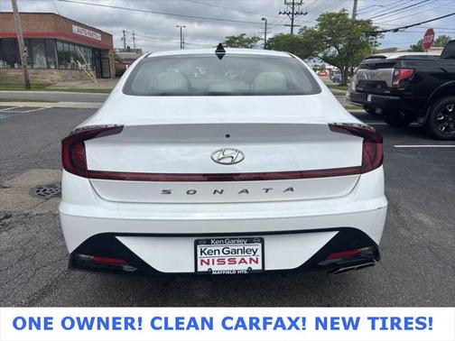 2022 Hyundai SONATA SEL