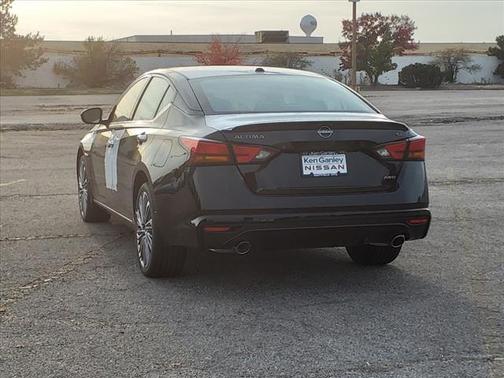 2025 Nissan Altima 2.5 SL