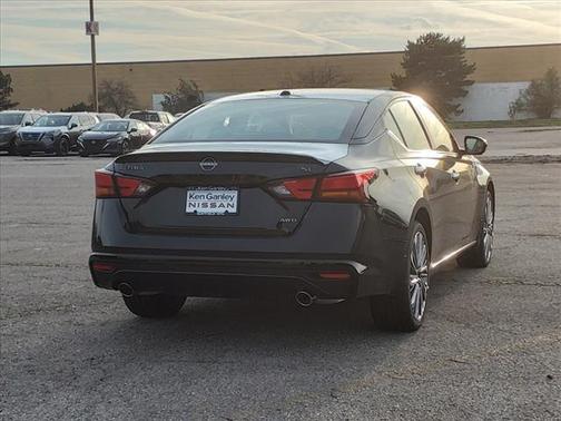 2025 Nissan Altima 2.5 SL