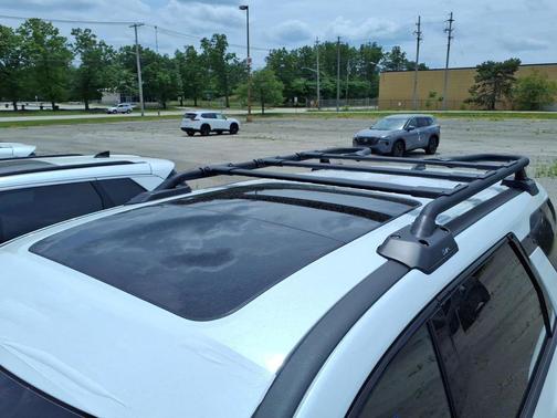 Everest White Pearl Tricoat 2026 Nissan Pathfinder Rock Creek