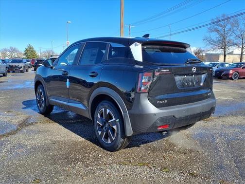 2025 Nissan Kicks SV