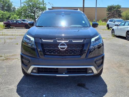 2025 Nissan Pathfinder Rock Creek 4WD