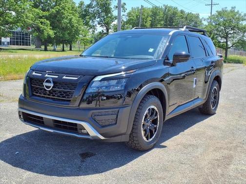 2025 Nissan Pathfinder Rock Creek 4WD