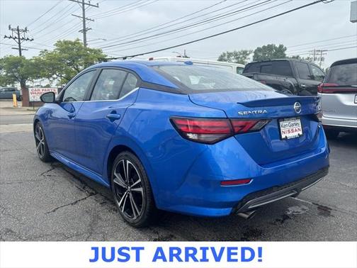 2022 Nissan Sentra SR