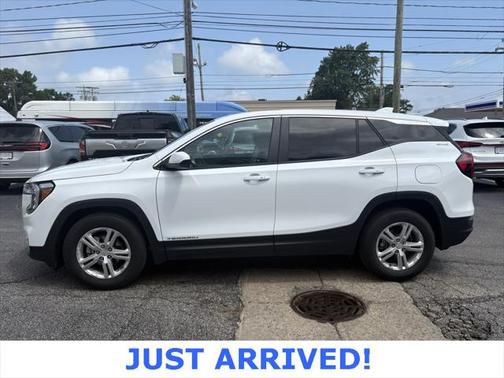 2024 GMC Terrain SLE