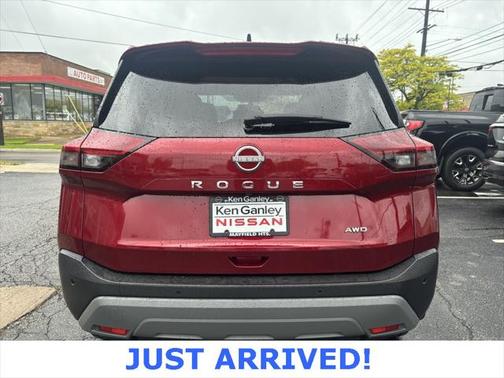 2022 Nissan Rogue S