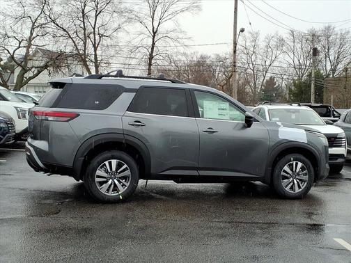Gun Metallic 2026 Nissan Pathfinder SL