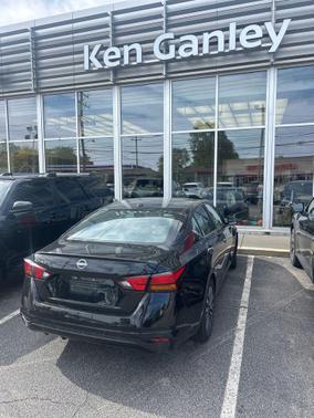 Super Black Clearcoat 2025 Nissan Altima 2.5 SV