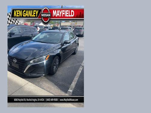 Super Black Clearcoat 2025 Nissan Altima 2.5 SV