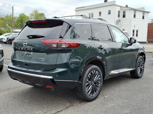 Obsidian Green 2026 Nissan Rogue Platinum