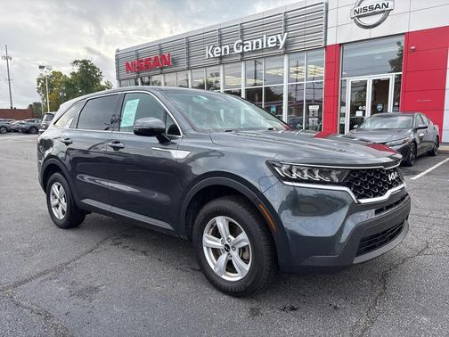 2023 Kia Sorento LX