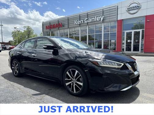 2022 Nissan Maxima SV Xtronic CVT