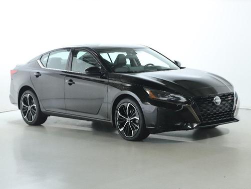 2024 Nissan Altima SR Intelligent AWD