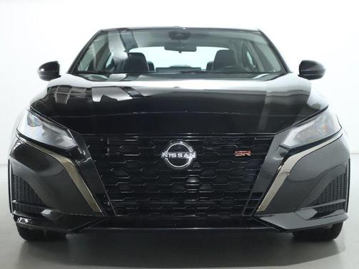 2024 Nissan Altima SR Intelligent AWD