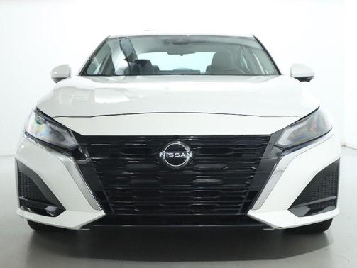 2024 Nissan Altima 2.5 SL
