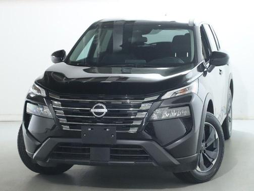 Super Black 2025 Nissan Rogue SV