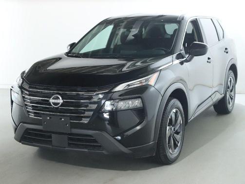 Super Black 2025 Nissan Rogue SV