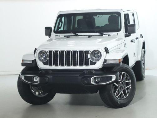 Bright White Clearcoat 2025 Jeep Wrangler 4-Door Sahara 4x4