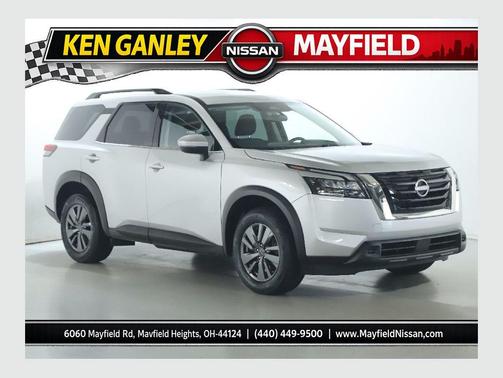 Brilliant Silver Metallic 2025 Nissan Pathfinder SV FWD
