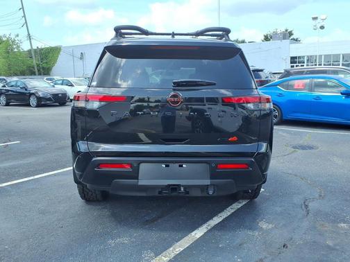 Super Black 2026 Nissan Pathfinder Rock Creek
