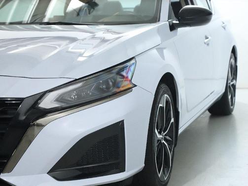 2024 Nissan Altima SR Intelligent AWD