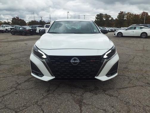 2025 Nissan Altima SR AWD