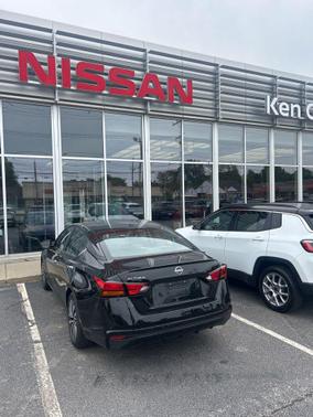 Super Black Clearcoat 2025 Nissan Altima 2.5 SV