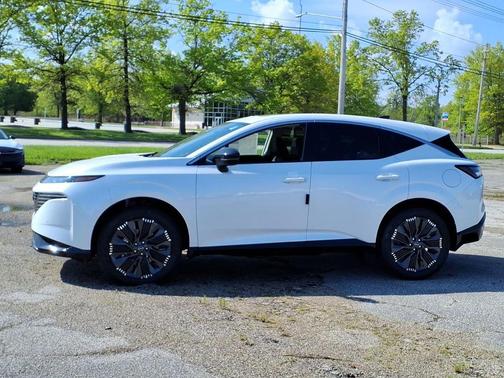 Everest White Pearl Tricoat 2026 Nissan Murano Platinum