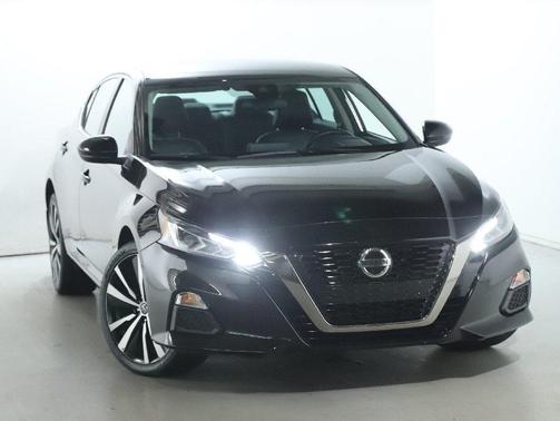 2021 Nissan Altima SR Intelligent AWD