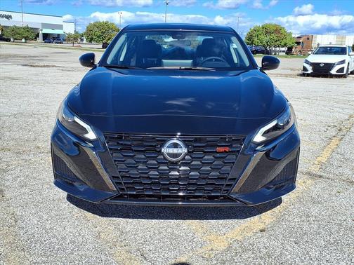 2025 Nissan Altima SR AWD