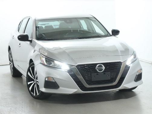 2020 Nissan Altima SR Intelligent AWD