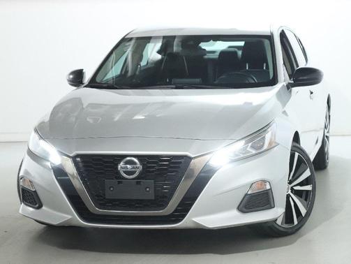 2020 Nissan Altima SR Intelligent AWD