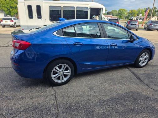 2016 Chevrolet Cruze LT Auto