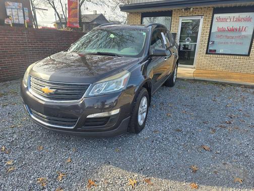 2017 Chevrolet Traverse LS
