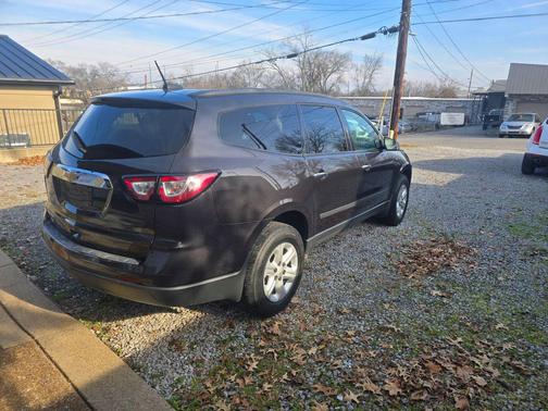 2017 Chevrolet Traverse LS