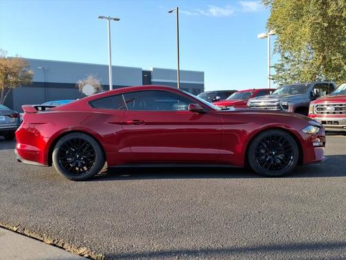 2019 Ford Mustang ECOBOOST PREMIUM