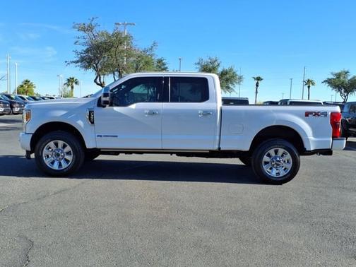 2017 Ford F-350 PLATINUM