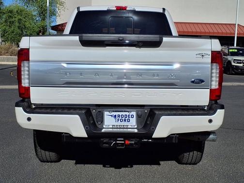 2017 Ford F-350 PLATINUM