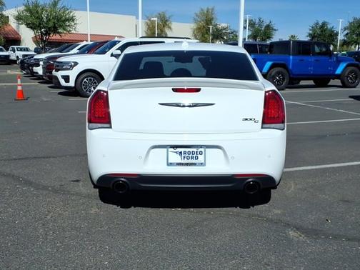 Bright White Clearcoat 2023 Chrysler 300 C