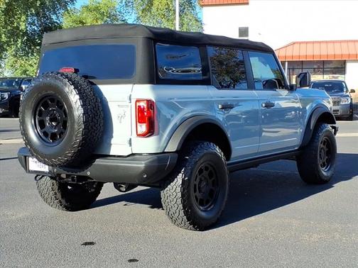 2022 Ford Bronco BLACK DIAMOND