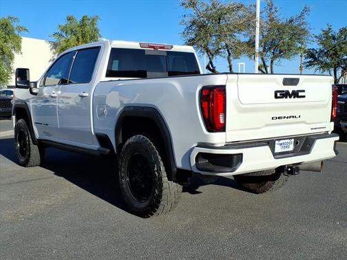2022 GMC Sierra 1500 DENALI