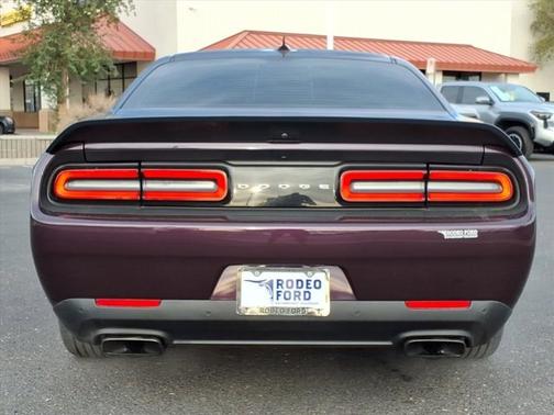 2022 Dodge Challenger SRT HELLCAT