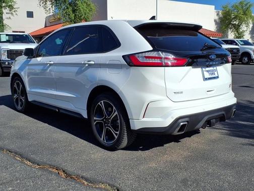 2022 Ford Edge ST