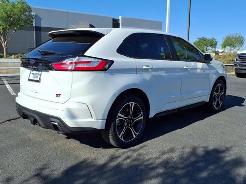 2022 Ford Edge ST